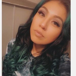 Meet your Posher, Stef